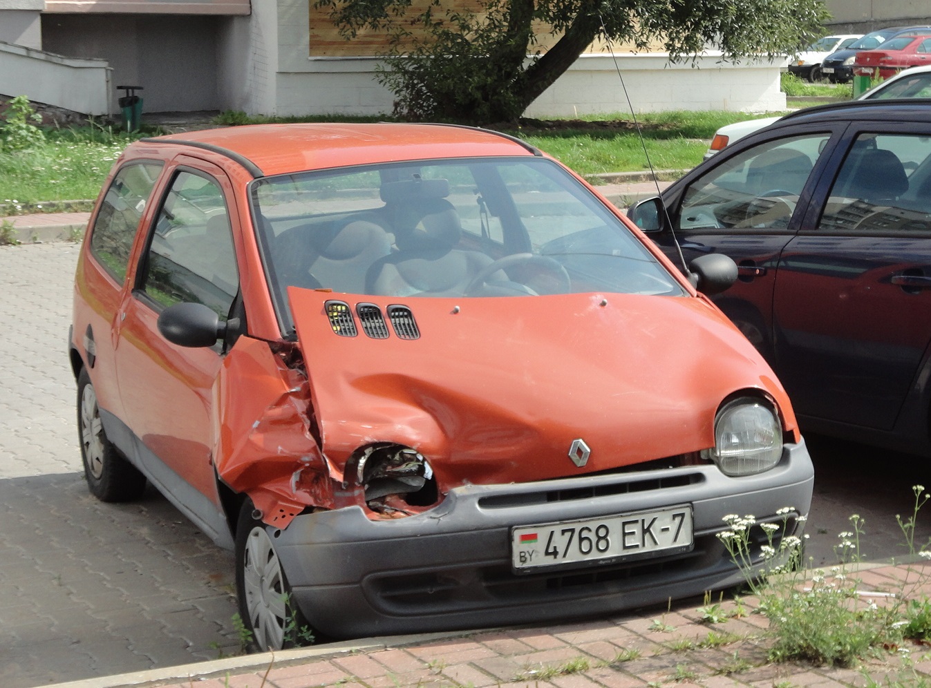 Выкуп битого Renault Twingo