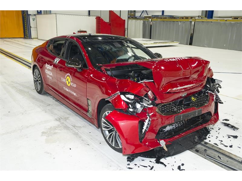 Выкуп битых Kia в Химках